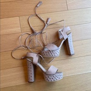 Platform Sole Child heels from LF